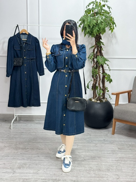 مانتو جین دلا