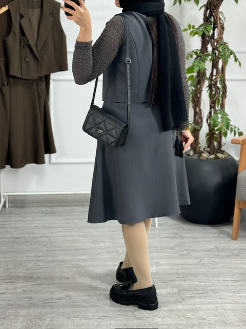 پیراهن و ژیله الینا