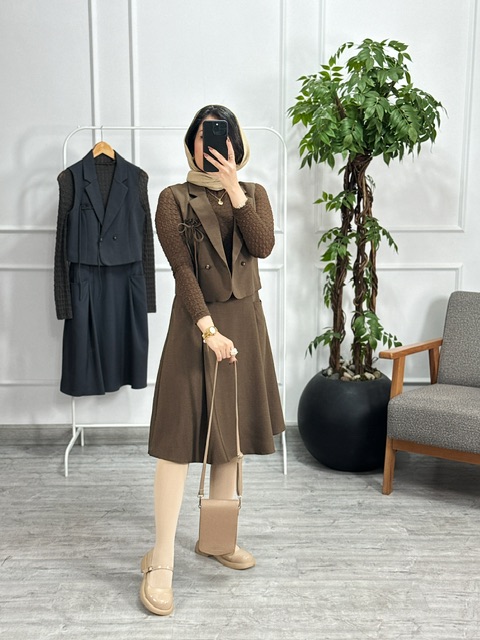 پیراهن و ژیله الینا